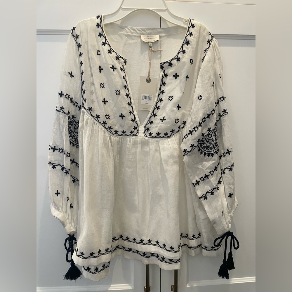 BRAND NEW Lucky Brand White Embroidered Long-Sleeve Peasant Blouse Size Small